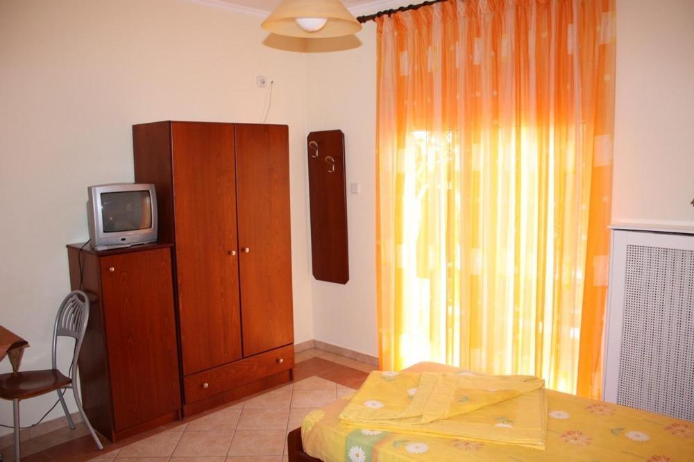 Guesthouse Liogerma Loutraki  Exterior photo