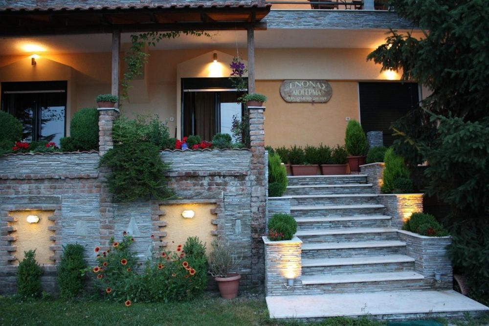 Guesthouse Liogerma Loutraki  Exterior photo